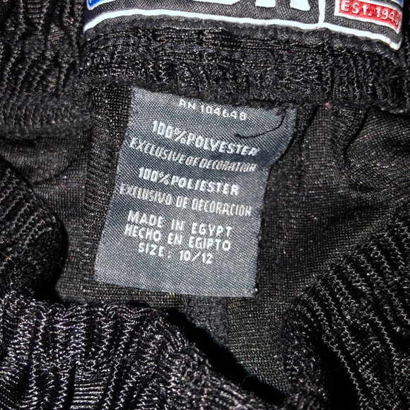 NBA boys basketball shorts 10/12 - Picture 2 of 3